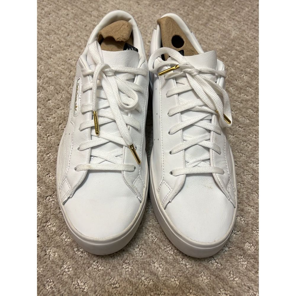 Adidas Sneakers